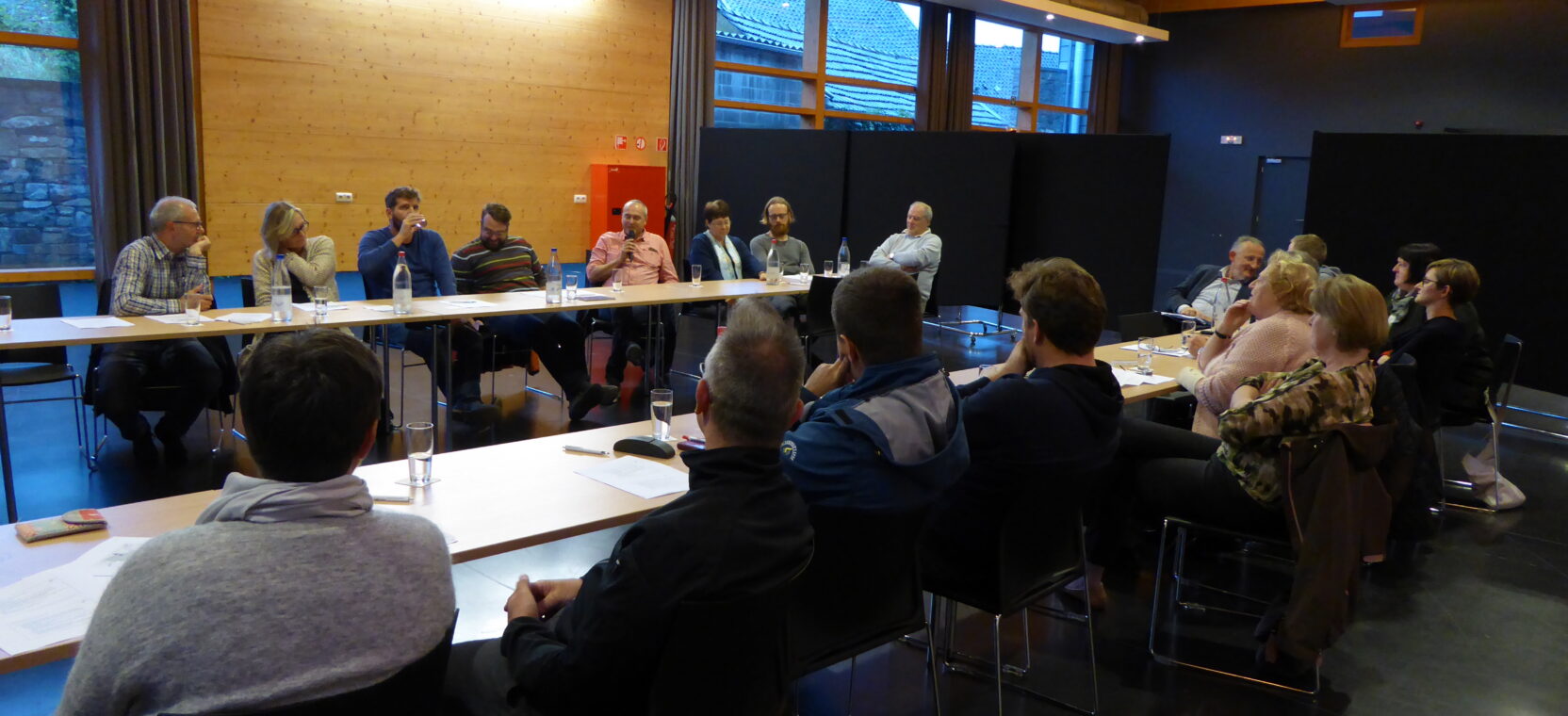 Präsentation der Einzelhandelsanalyse Haus Harna